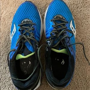Men’s Saucony Triumph size 9.5
